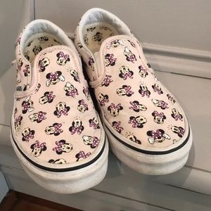 Girls Disney Vans size US1